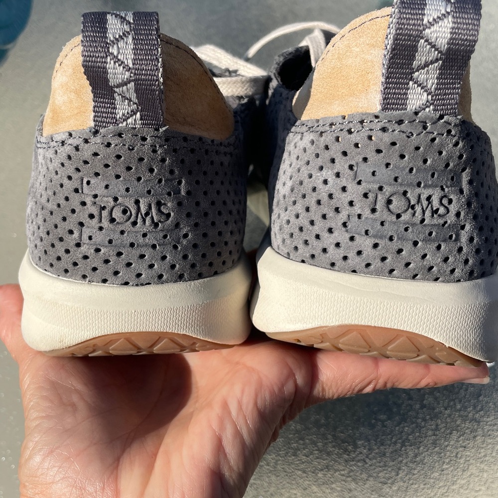 Toms Carlo Casual Sneakers Gray Fabric Lace Up Low Top Comfort Shoes SZ 10.5